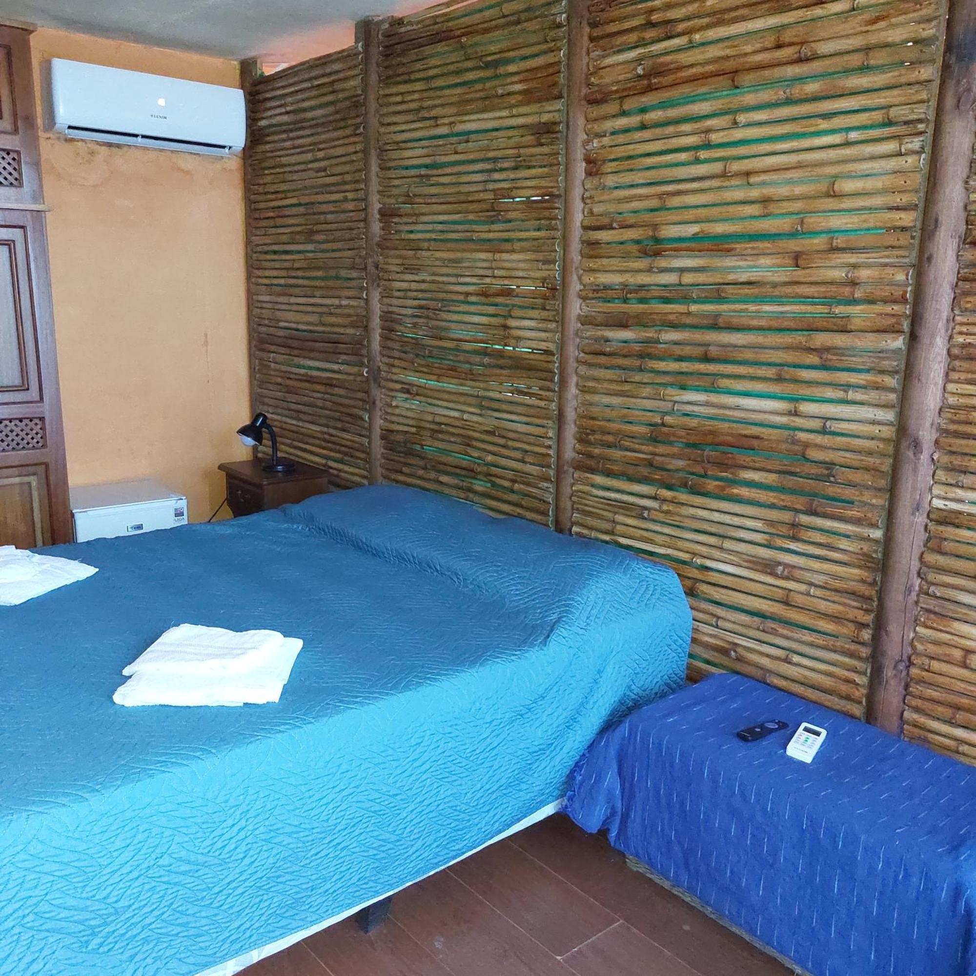 Willa Casa Amarilla Con Jacuzzi Punta Del Diablo Zewnętrze zdjęcie