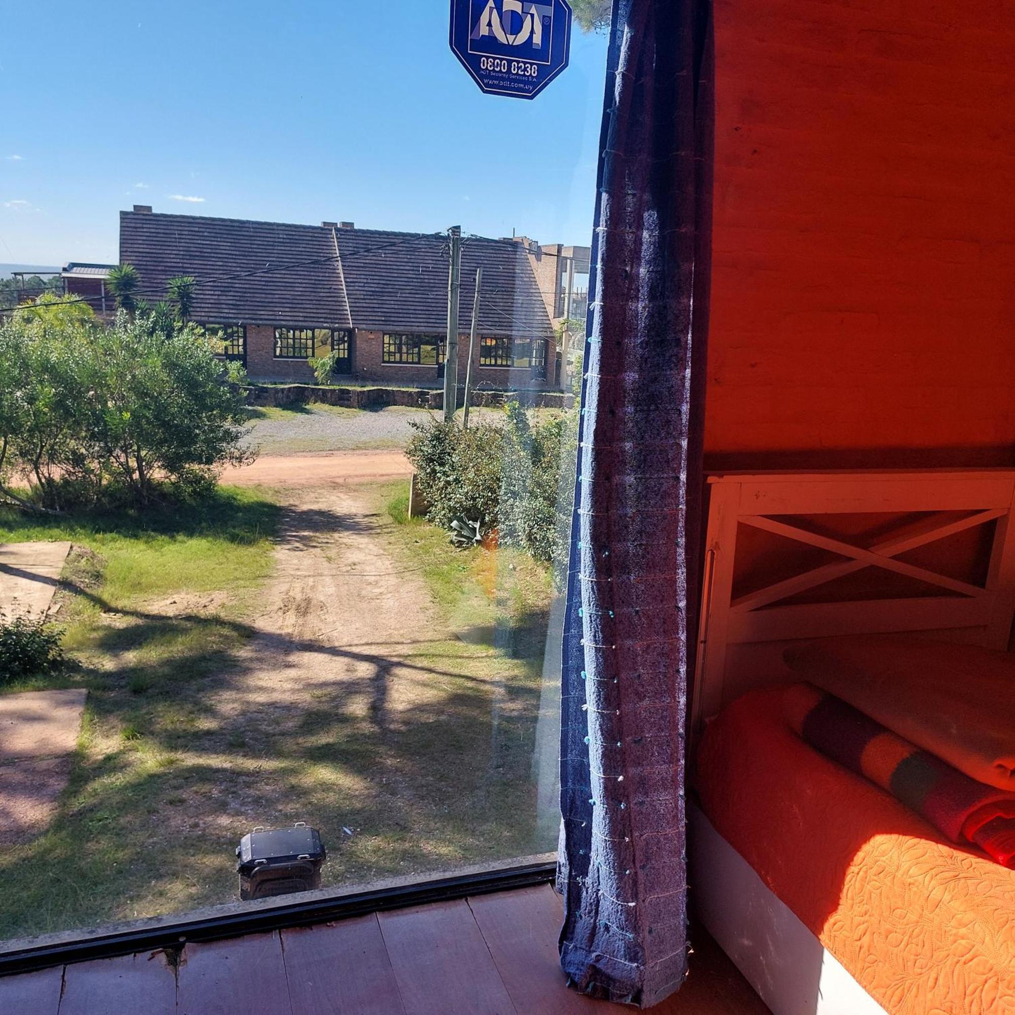 Willa Casa Amarilla Con Jacuzzi Punta Del Diablo Zewnętrze zdjęcie