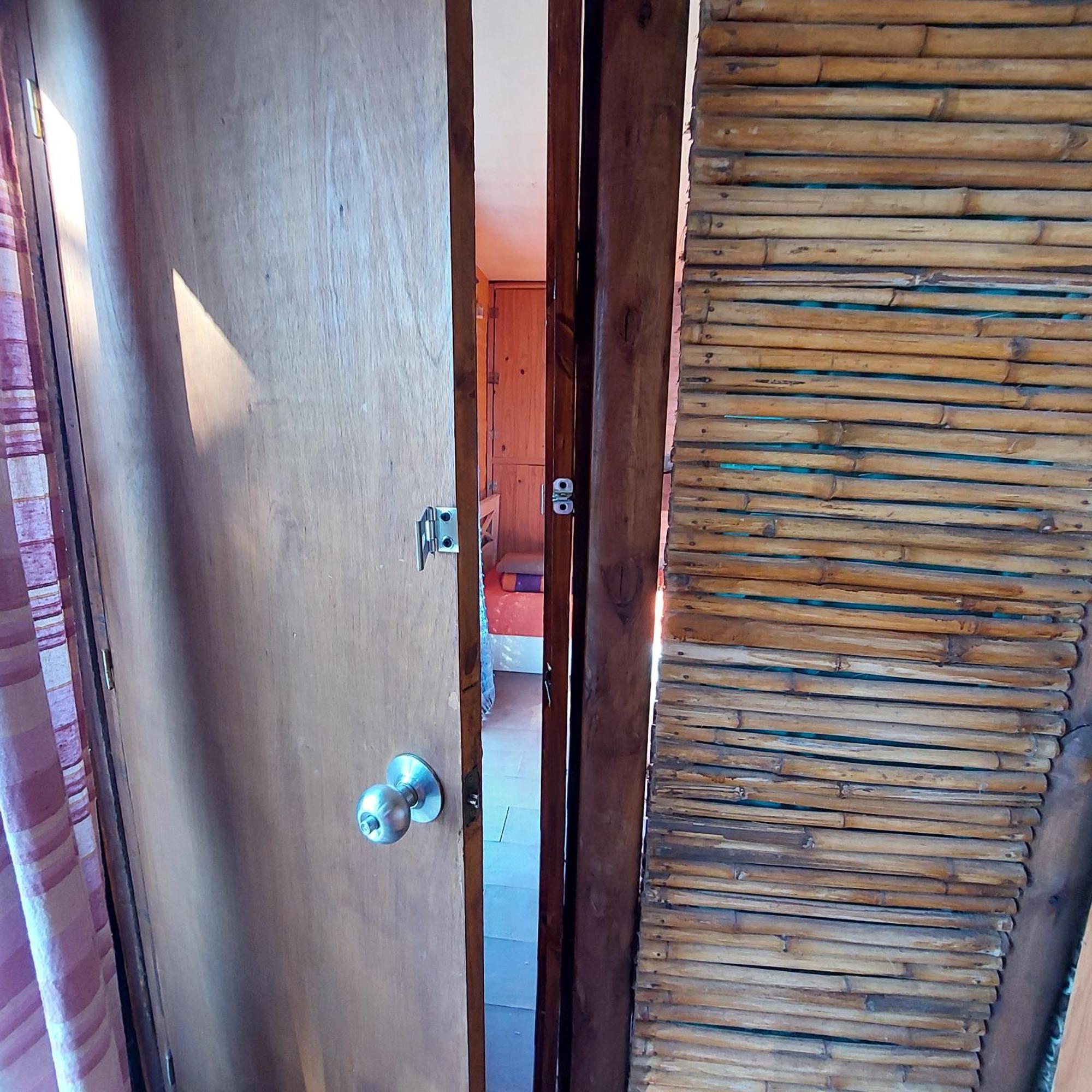 Willa Casa Amarilla Con Jacuzzi Punta Del Diablo Zewnętrze zdjęcie